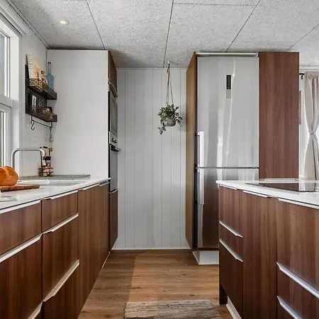 2 Bedroom Cozy In Juelsminde Sonderby (Midtjylland)