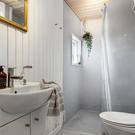 2 Bedroom Cozy In Juelsminde Prázdninový dům *